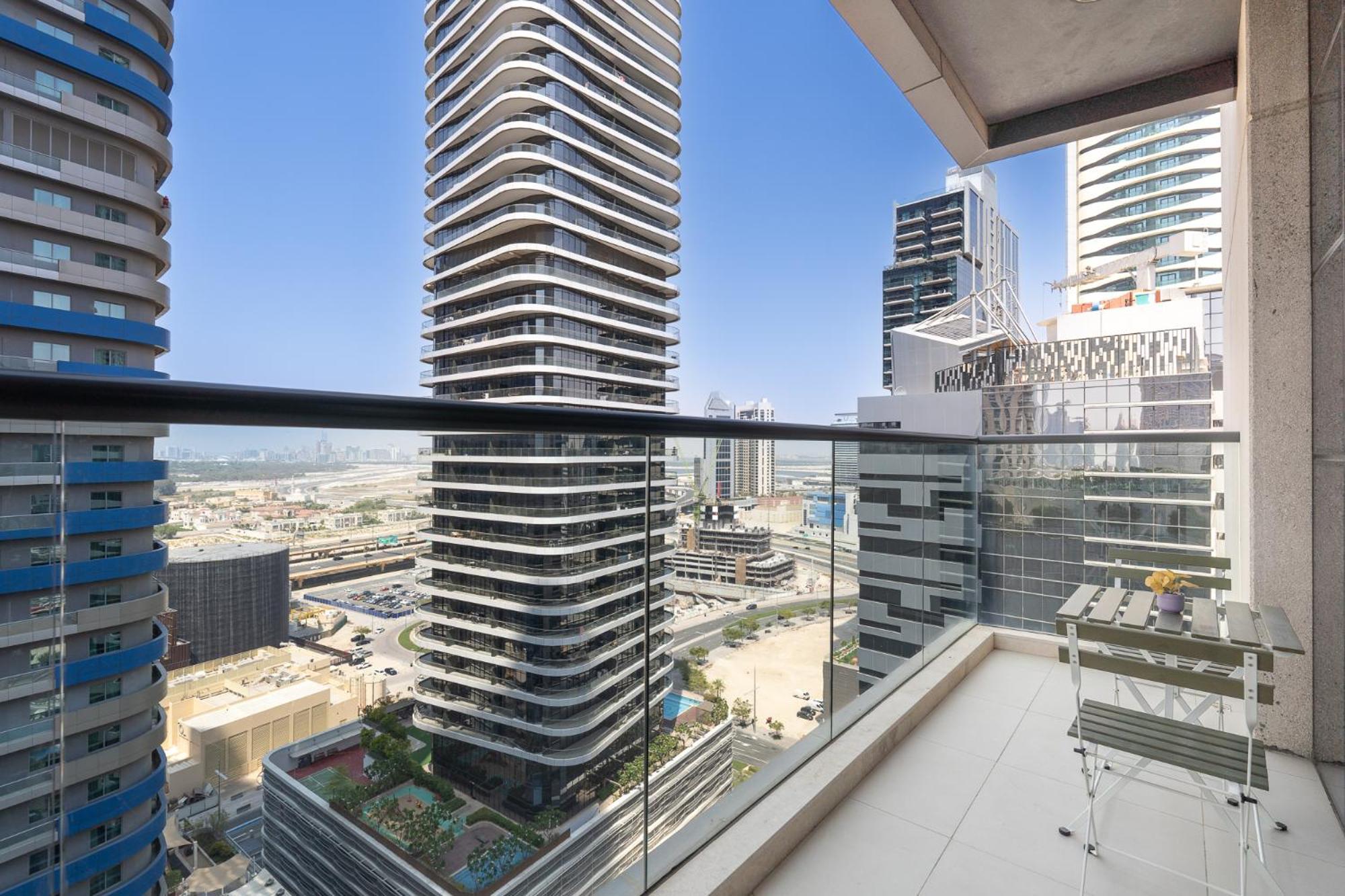 Heaven Crest Vacation Homes Downtown - Studio And 1 Bedroom Suites 2 Minute Walk To Dubai Mall And Burj Khalifa エクステリア 写真