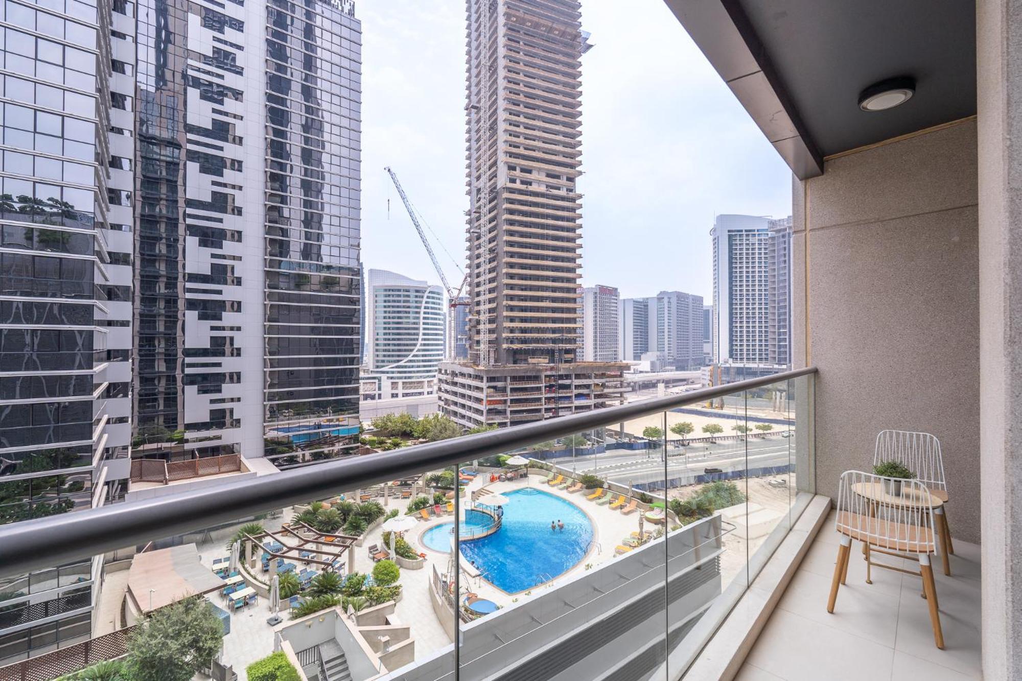 Heaven Crest Vacation Homes Downtown - Studio And 1 Bedroom Suites 2 Minute Walk To Dubai Mall And Burj Khalifa エクステリア 写真