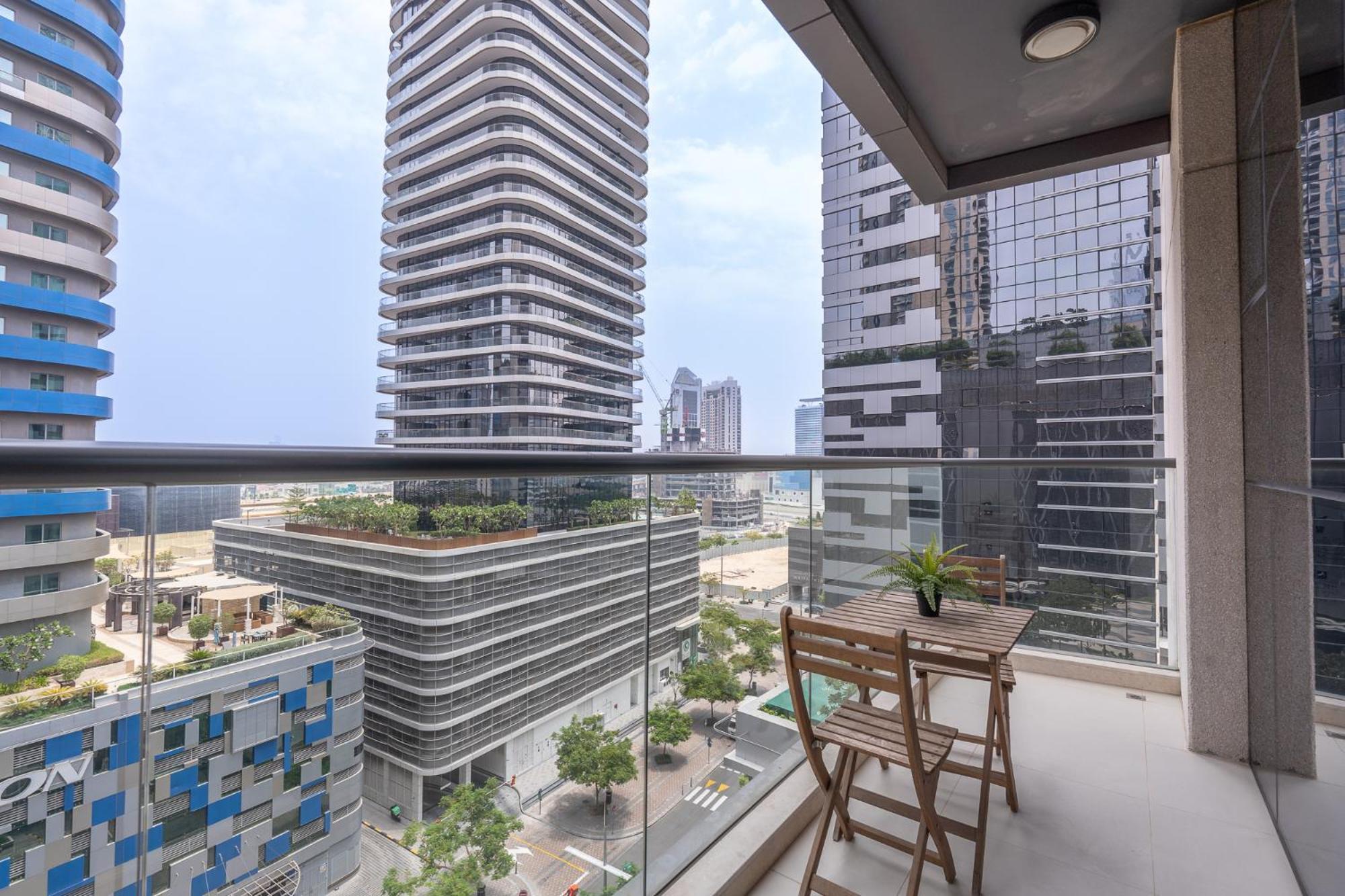 Heaven Crest Vacation Homes Downtown - Studio And 1 Bedroom Suites 2 Minute Walk To Dubai Mall And Burj Khalifa エクステリア 写真
