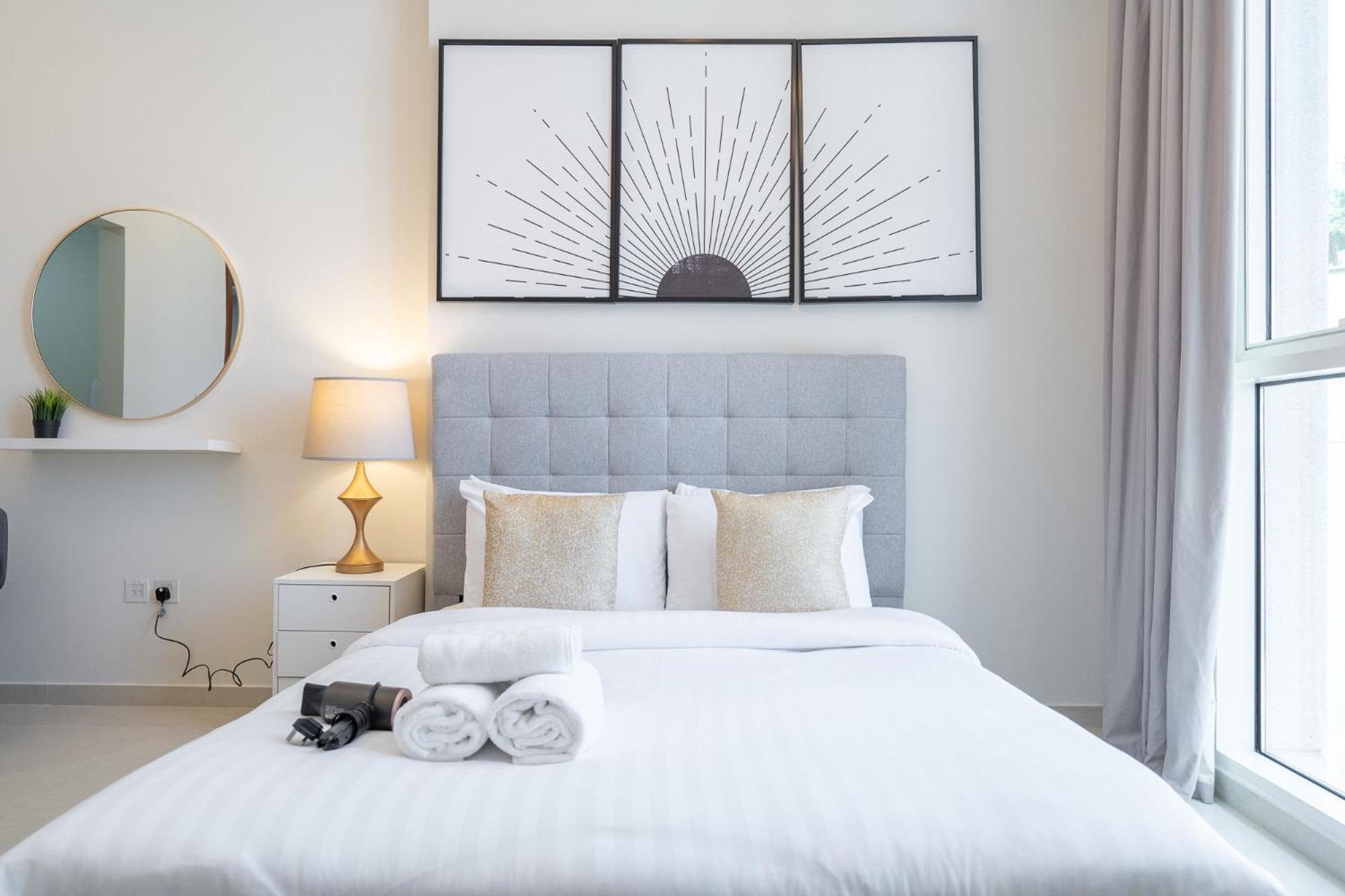 Heaven Crest Vacation Homes Downtown - Studio And 1 Bedroom Suites 2 Minute Walk To Dubai Mall And Burj Khalifa エクステリア 写真