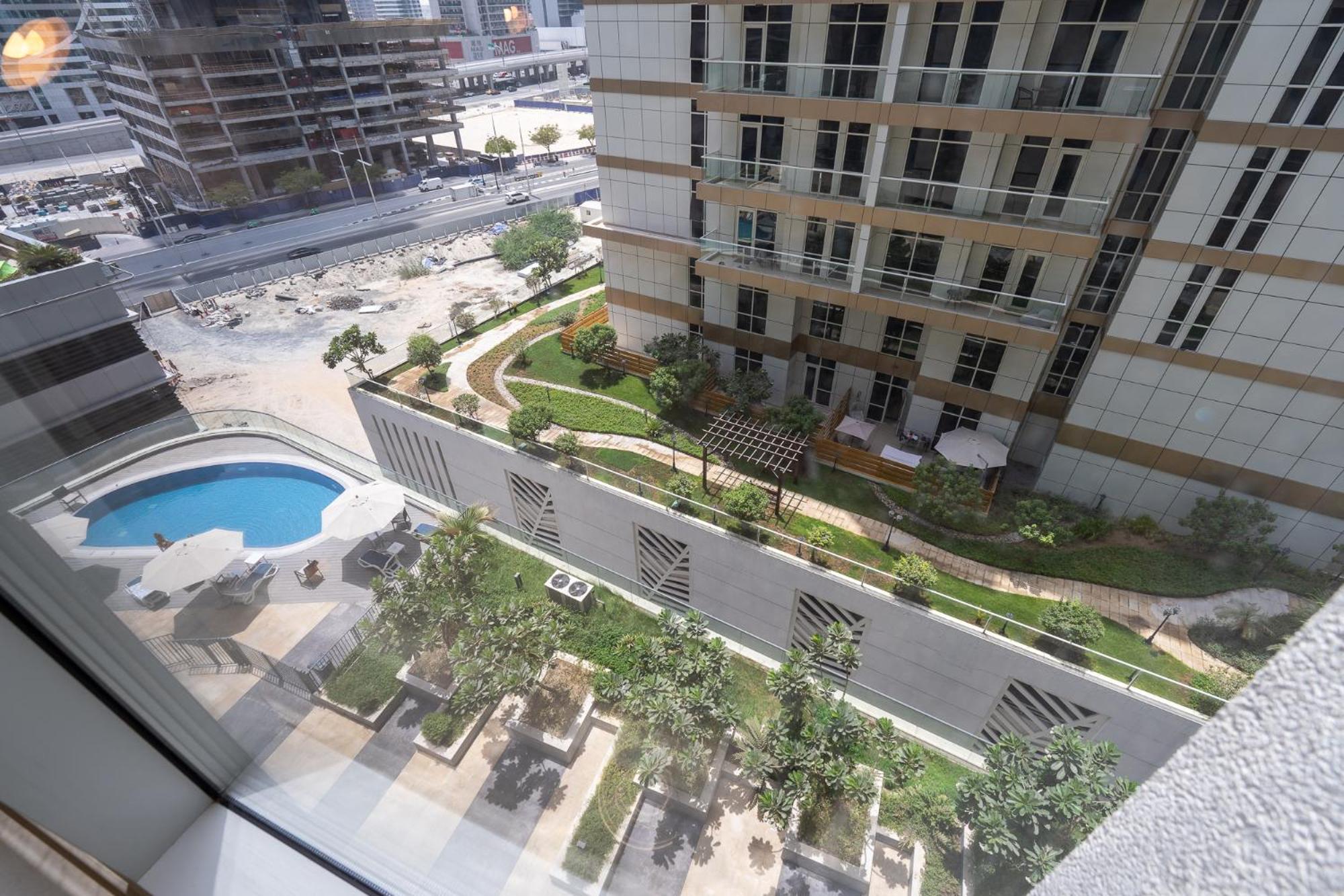 Heaven Crest Vacation Homes Downtown - Studio And 1 Bedroom Suites 2 Minute Walk To Dubai Mall And Burj Khalifa エクステリア 写真